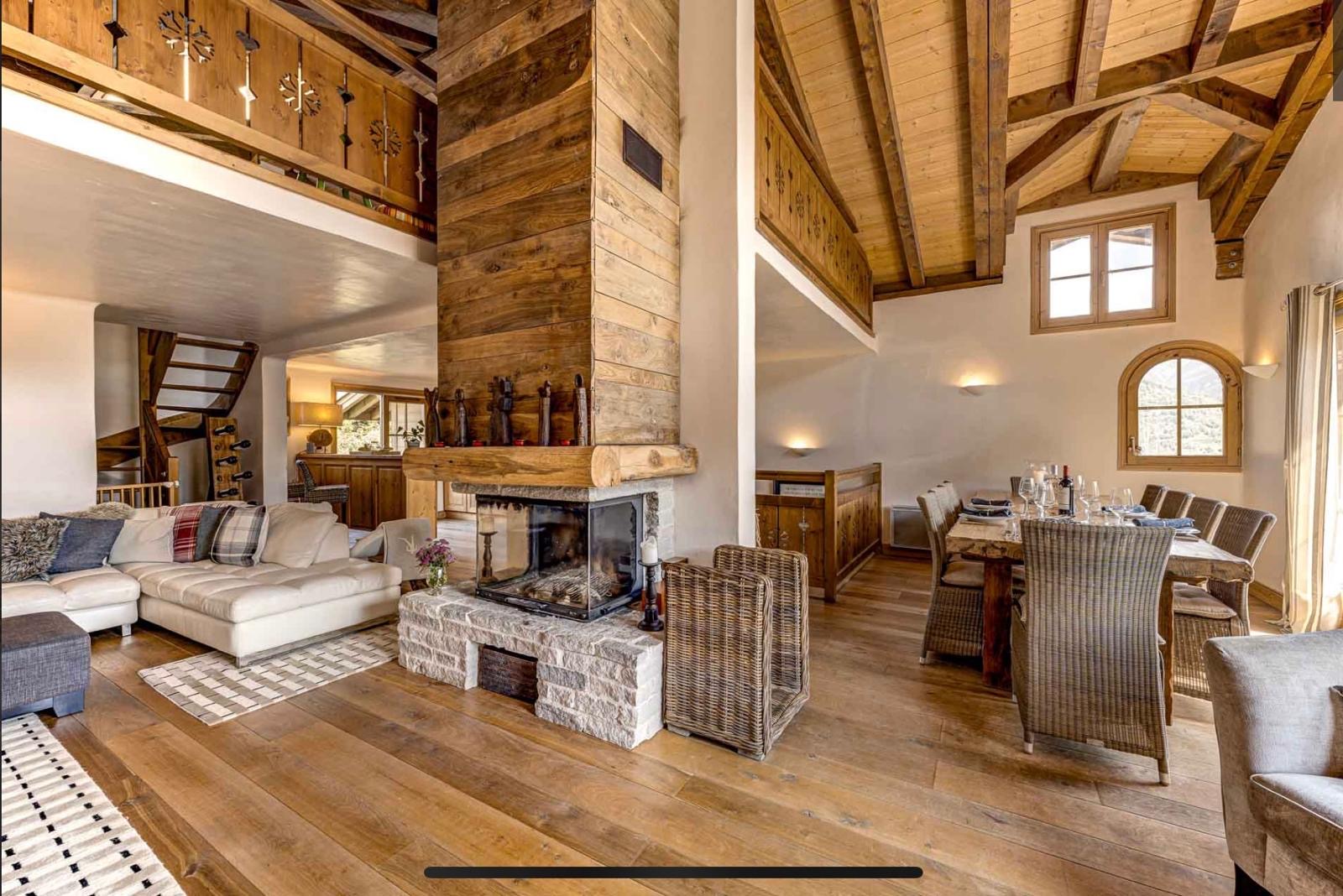Double-height apartment living space with mezzanine